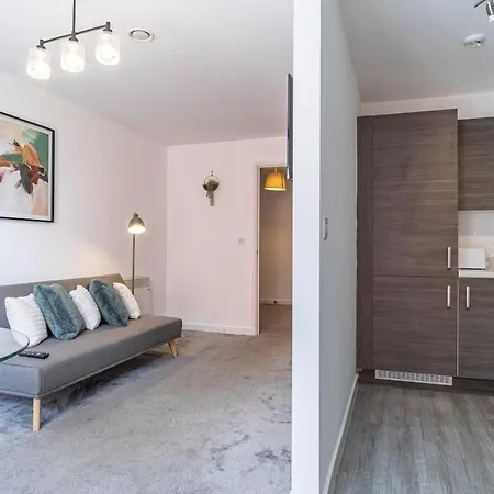 Manchester, Modern Apartment, Salford Riverside