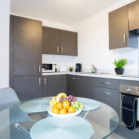 Centre, Salford, Modern Spacious Διαμέρισμα *