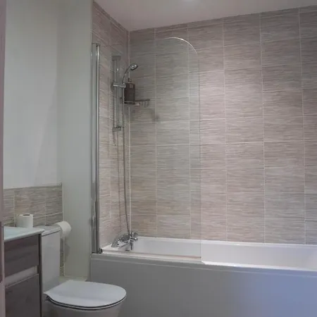 Modern 2 Bedroom In Greater Апартаменты Манчестер