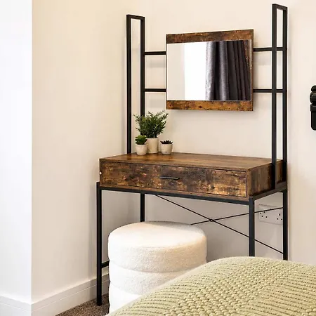 Sleeps 6 - 2br - Free Parking - *