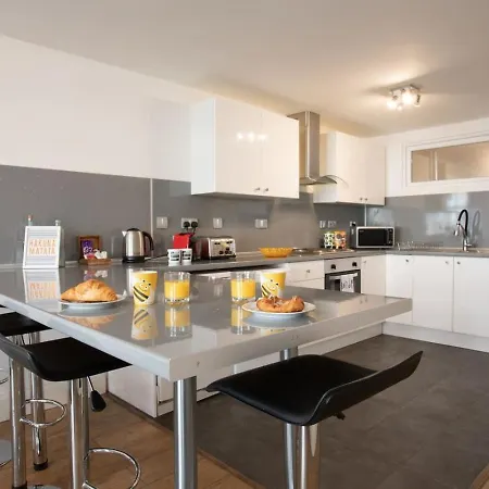 Near Piccadilly Station | Nespresso Machine Daire Manchester