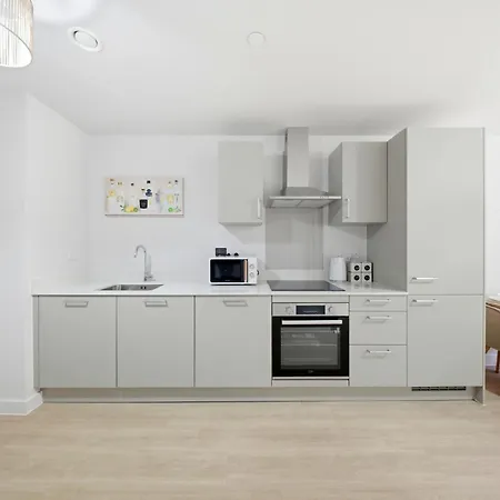 Daire Trafford Garden Place With Free Car Park Manchester