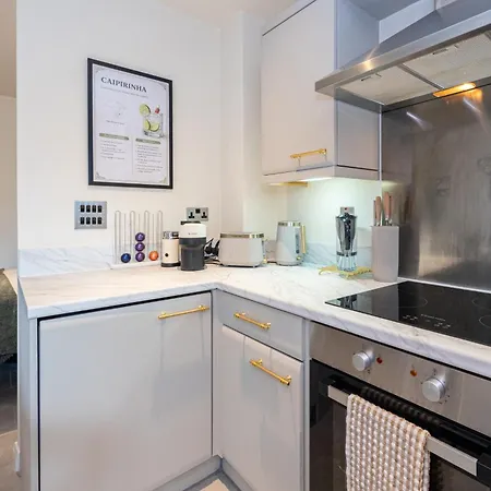Chic Near Old Trafford & Exchange Quay Tram *