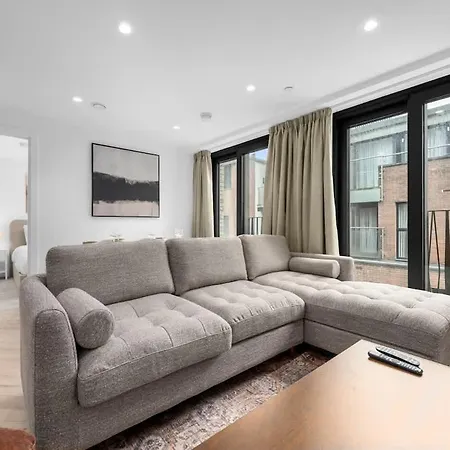 Daire Stunning 2 Bed By Superhost