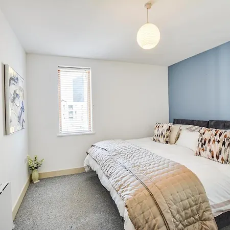 Cozy Retreat Centre * Manchester