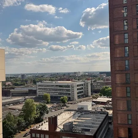 Cozy 2br In Mcr Διαμέρισμα