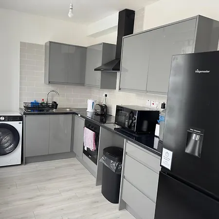 Apartmán 2 Bed Flat In Cheetham Hill,