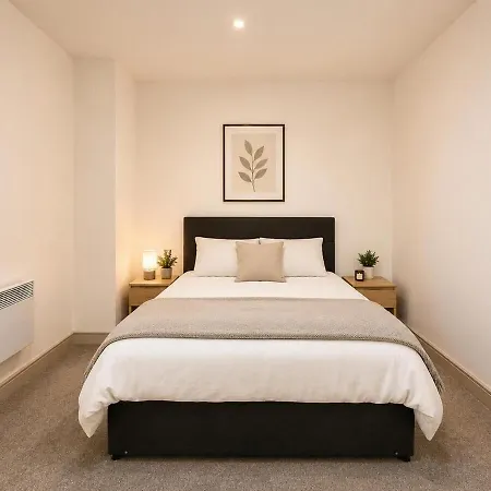 2 Bedroom, 2 Bathroom Flat In The Heart Of Διαμέρισμα