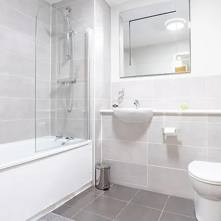 Centre, Salford, Stylish Daire *