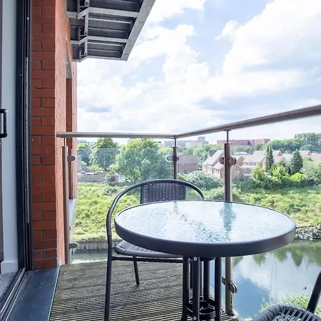 Daire Centre, Riverside Apt, Balcony Manchester