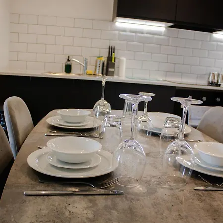 Effortless Stays At Elegant 2Br Escape Near Old Trafford Stadium Daire