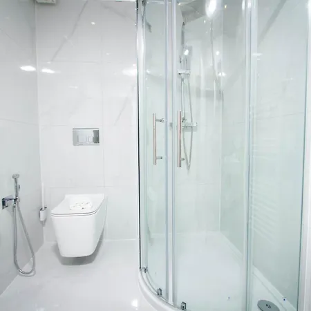 Stylish Newly Refurbished 1br Flat In