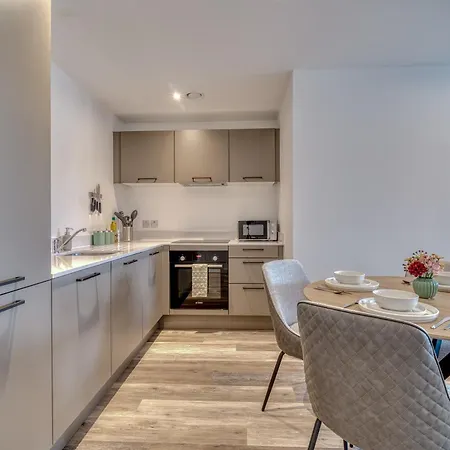 Apartmán Manchester, Eccles 2 Bedroom & 1 Bedroom Apartments, Close To Old Trafford, Salford,