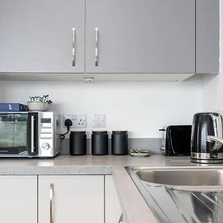 Daire River Irwell View 2br With Parking & Balcony Manchester