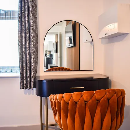 1br - Sleeps 4 - Perfect For Contractor