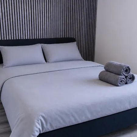Διαμέρισμα Bright Luxury Modern 3 Bed, 2 Bedroom - Secure Parking - Close To Centre And Old Trafford Μάντσεστερ