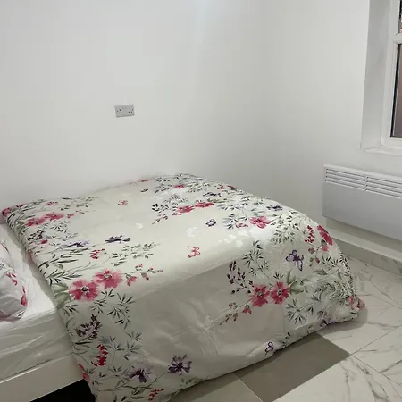 דירה Daddy Flat A - Near Longsight Market And Stockport Road