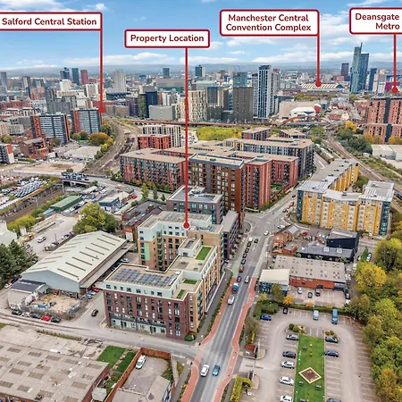 Modern 2br With Balcony Near Centre