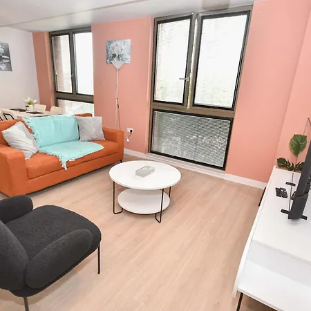 Modern & Bright 2 Bed Nr Old Trafford Lägenhet Manchester