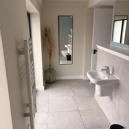 Luxe 3br Triplex Appartement *