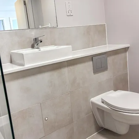 아파트 Stylish 2 Bedroom In Old Trafford *