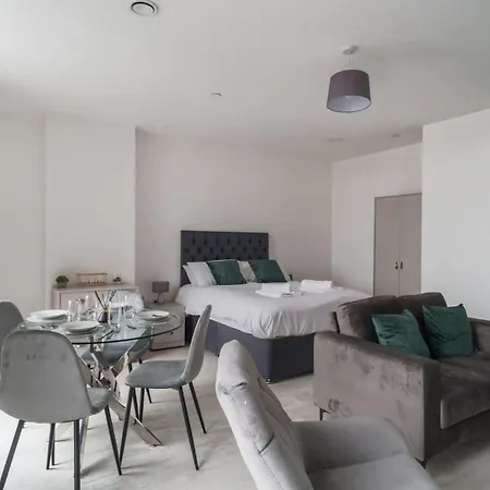 Appartamento Chic Salford Near Metro & Mediacityuk *