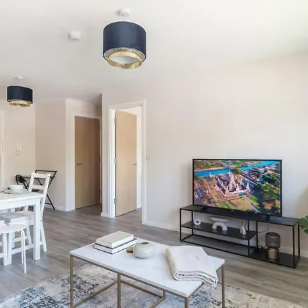 Διαμέρισμα Bright 1br Near Station Sleeps 3 Μάντσεστερ