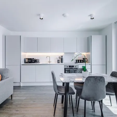 Daire Luxury 2bdr 2 Bath Centre