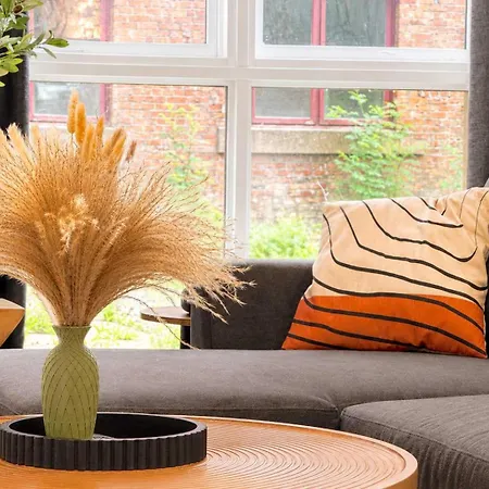 Modern 1br - Sleeps 4 - Free Parking - *