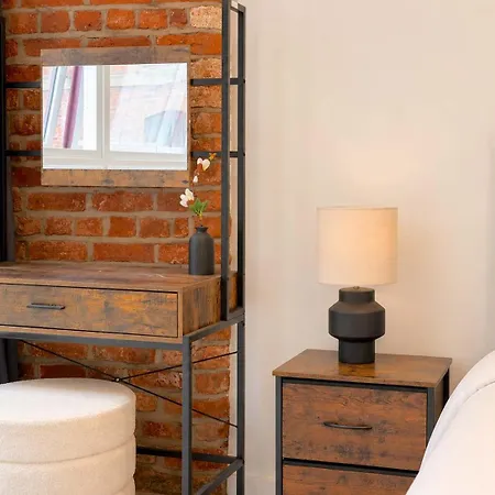 Stylish 1br - Sleeps 4 - Free Parking - Daire *