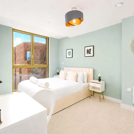 Stylish 1 Bed Sleeps 3 - Old Trafford - Centre Tram Access Daire *