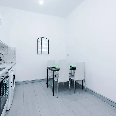 Daire Entire Flat - Sleeps 3-central *