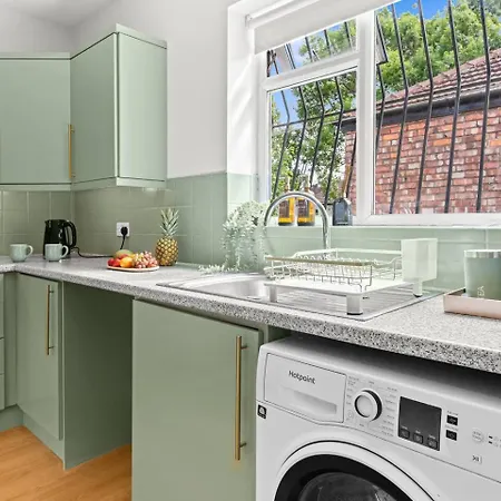 Anna's Place & Homes - Aurelia *
