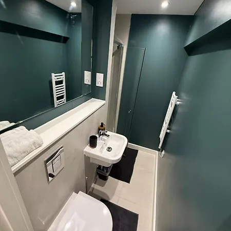 Stylish Duplex 2 Bed