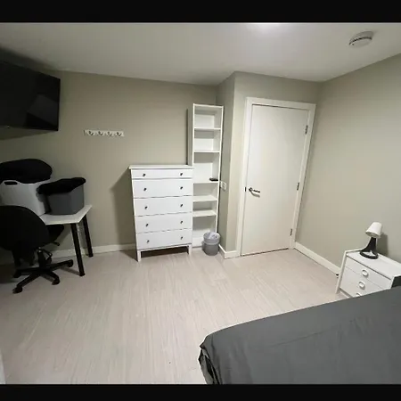 Floor Apartmán *