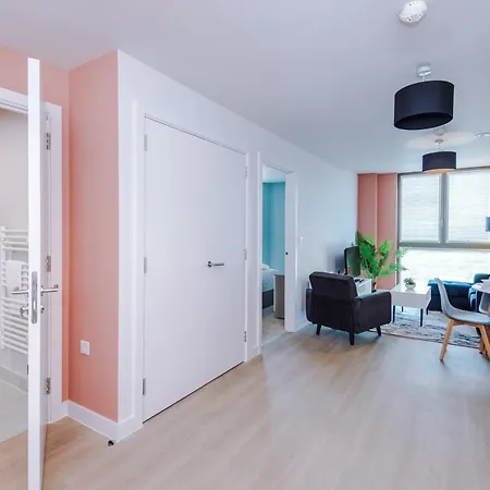 1bdr Open Plan With Full Kitchen *