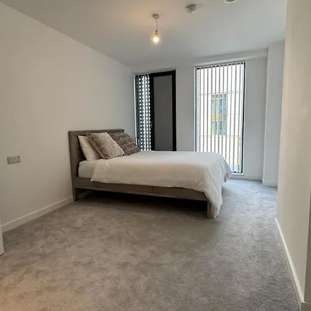 Διαμέρισμα Cozy 2br In Mcr Μάντσεστερ