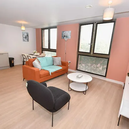 Daire Modern & Bright 2 Bed Nr Old Trafford *