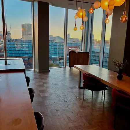 Centre - Skyline View