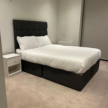 High-end 2-bed Retreat - Ao Arena & Victoria Stn Manchester