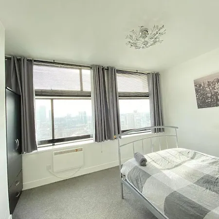 2 Bed Centre