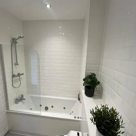 Casa De Mill 2 Bedroom In Near Coop Arena And Etihad Stadium Manchester