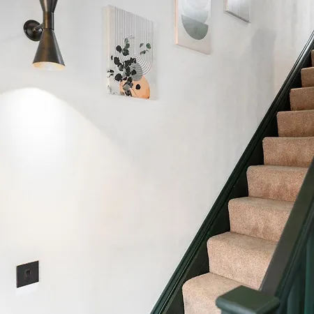 דירה Spacious 2br I Pool Table I Workspace I Centre מנצ'סטר