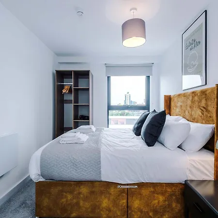 Spacious 3br - Gym & Study Lounge - Centre Manchester