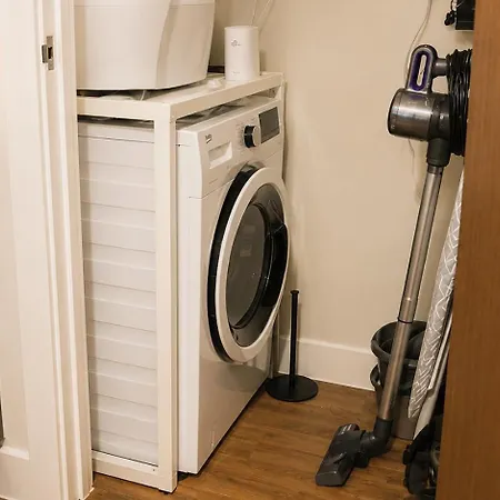 2 Bedroom Luxury Centre & Salford 아파트 *