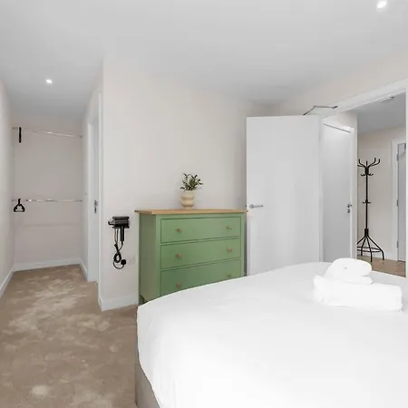 Апартаменты Deansgate Flat With Free Parking By Superhost *