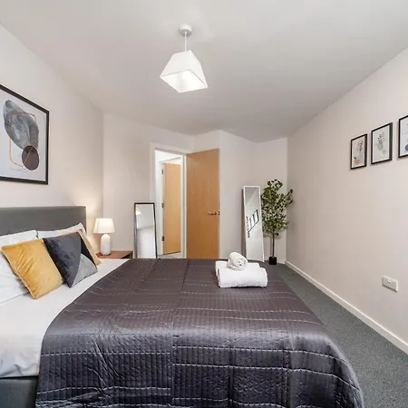 Stylish 1br Haven Near Centre Μάντσεστερ