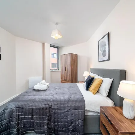 Stylish 1br Haven Near Centre Διαμέρισμα