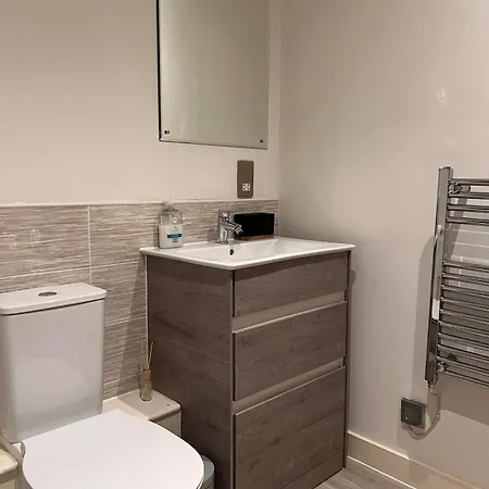 Stylish-modern 3-bed Townhouse Μάντσεστερ