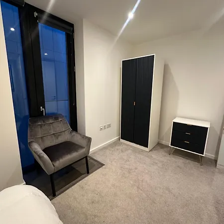 Luxury 2 Bedroom In Mcr- En-suite- Parking- Terrace- Gym * Μάντσεστερ